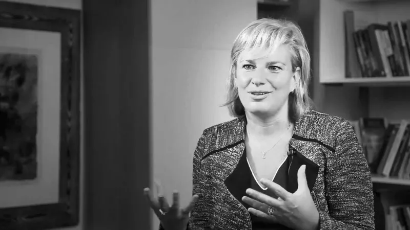 Laurence Vanhée partage ses idées lors d’un échange